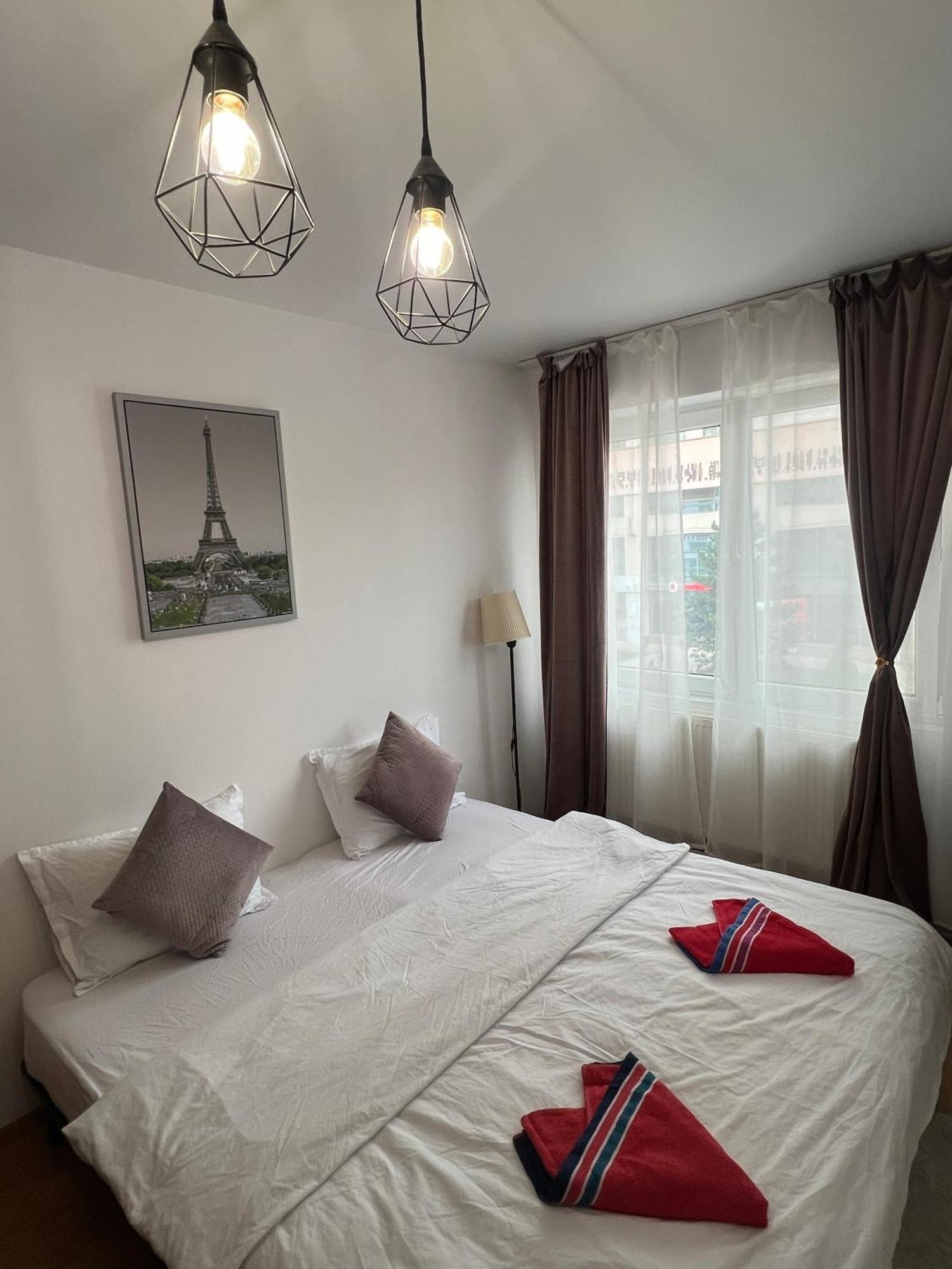2 Rooms Apartment City Center Яш Екстериор снимка